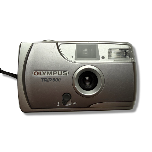 Aparat analogowy Olympus Trip 600 | streetcamera35