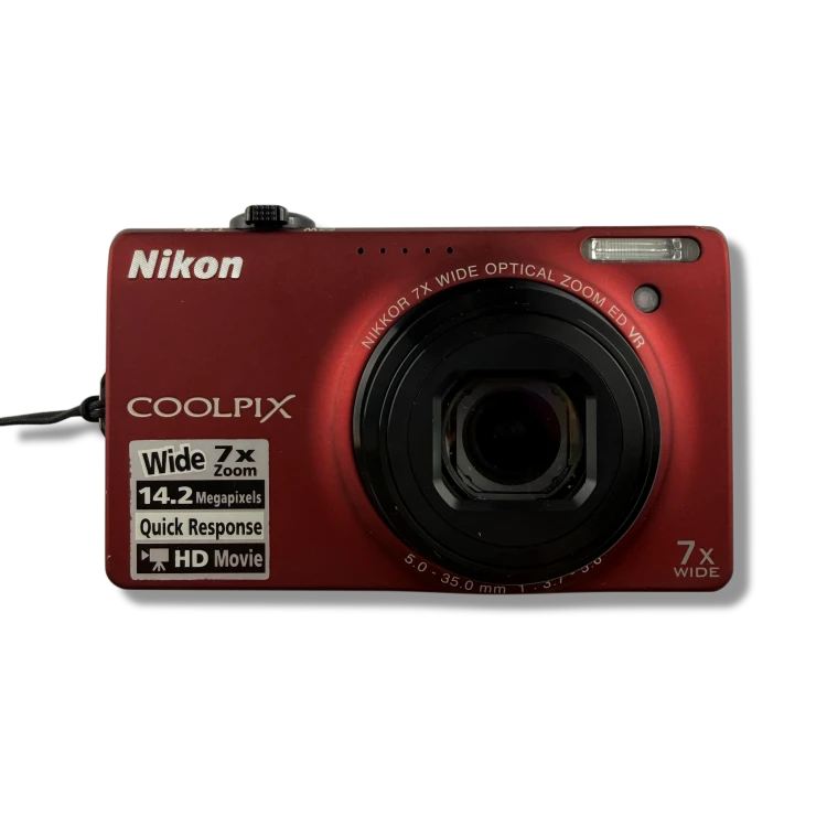 Aparat cyfrowy Nikon Coolpix S6000 | streetcamera35