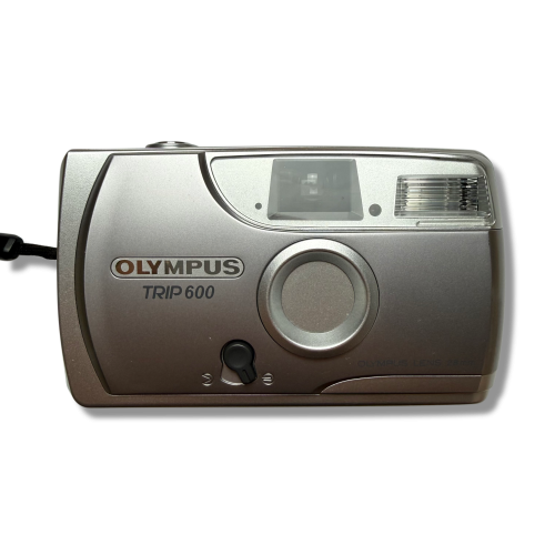 Aparat analogowy Olympus Trip 600 | streetcamera35