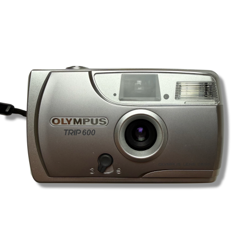 Aparat analogowy Olympus Trip 600 | streetcamera35
