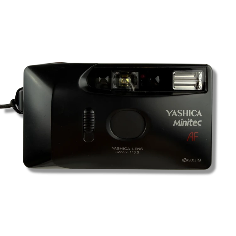 Aparat analogowy Yashica Minitec AF | streetcamera35