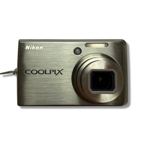 Aparat cyfrowy Nikon Coolpix S600 | streetcamera35